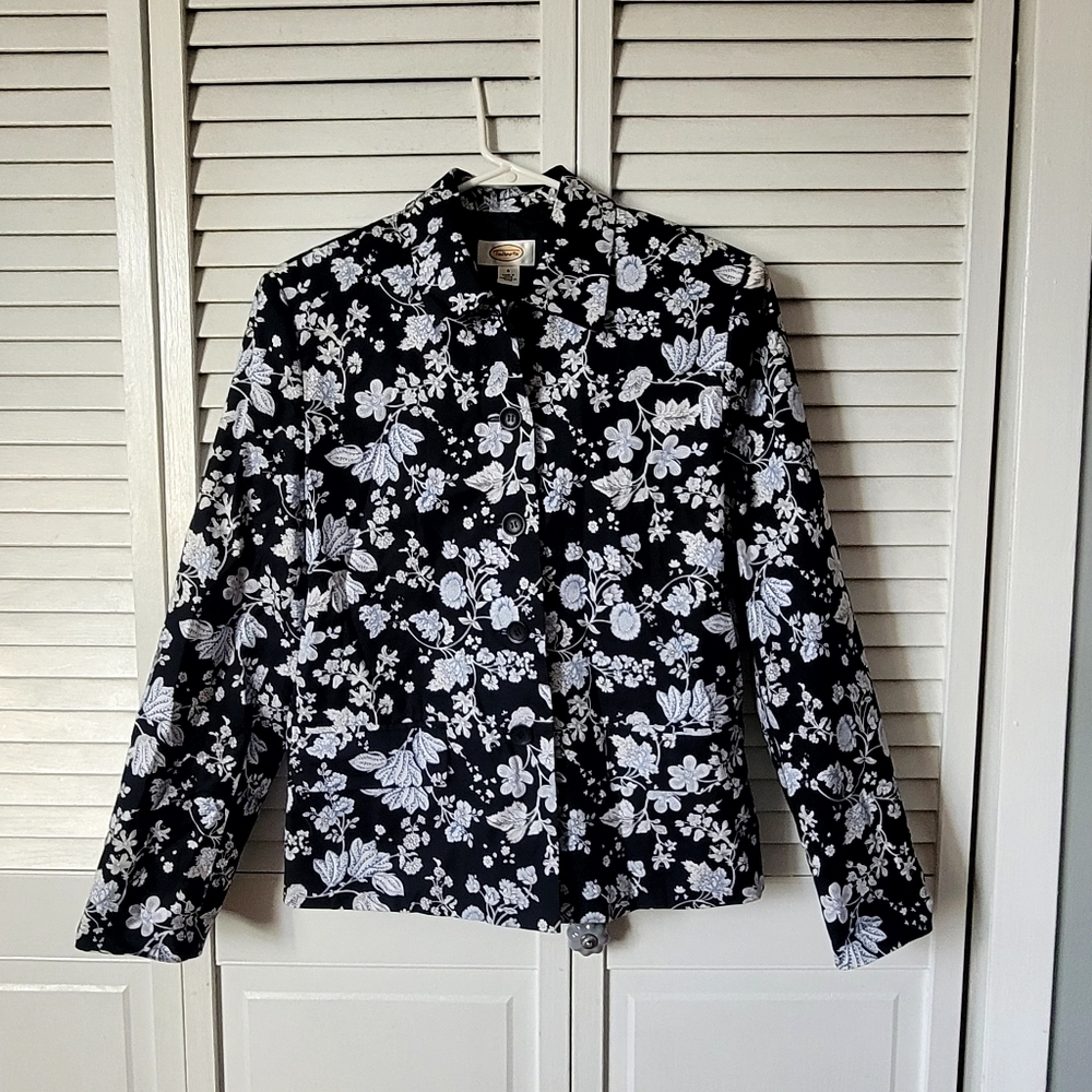 TALBOTS Spring Floral Shacket, Size 6